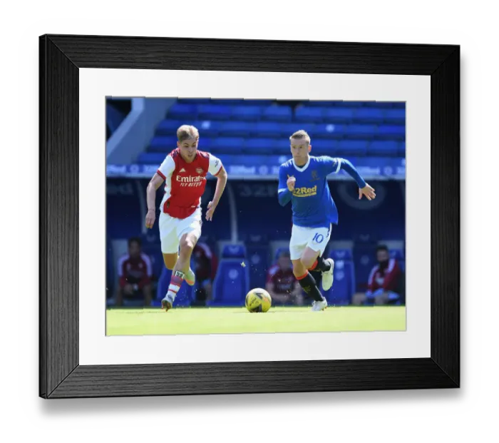 Framed Print : Emile Smith Rowe Clashes with Rangers: Arsenal's Pre-Season Battle at Ibrox Stadium