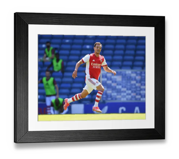 Framed Print : Arsenal's Cedric Faces Rangers in Glasgow Pre-Season Clash Framed Print : Arsenal's Cedric Faces Rangers in Glasgow Pre-Season Clash