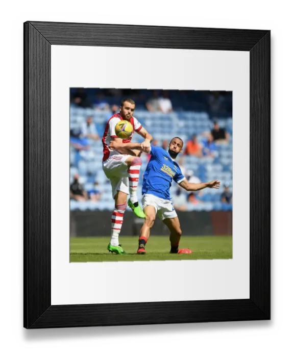 Framed Print : Chambers vs Roofe: Clash at Ibrox - Rangers vs Arsenal Pre-Season Friendly Framed Print : Chambers vs Roofe: Clash at Ibrox - Rangers vs Arsenal Pre-Season Friendly
