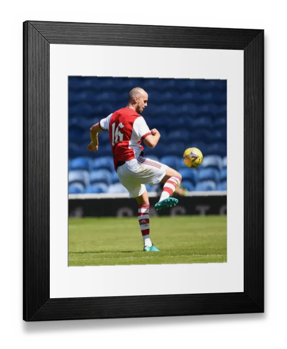 Framed Print : Arsenal's Rob Holding in Action at Rangers Pre-Season Friendly, Glasgow 2021 Framed Print : Arsenal's Rob Holding in Action at Rangers Pre-Season Friendly, Glasgow 2021