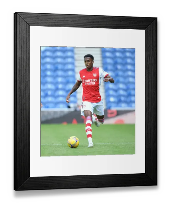Framed Print : Arsenal's Joe Willock in Action: Arsenal vs Rangers Pre-Season Clash at Ibrox Stadium, Glasgow 2021 Framed Print : Arsenal's Joe Willock in Action: Arsenal vs Rangers Pre-Season Clash at Ibrox Stadium, Glasgow 2021