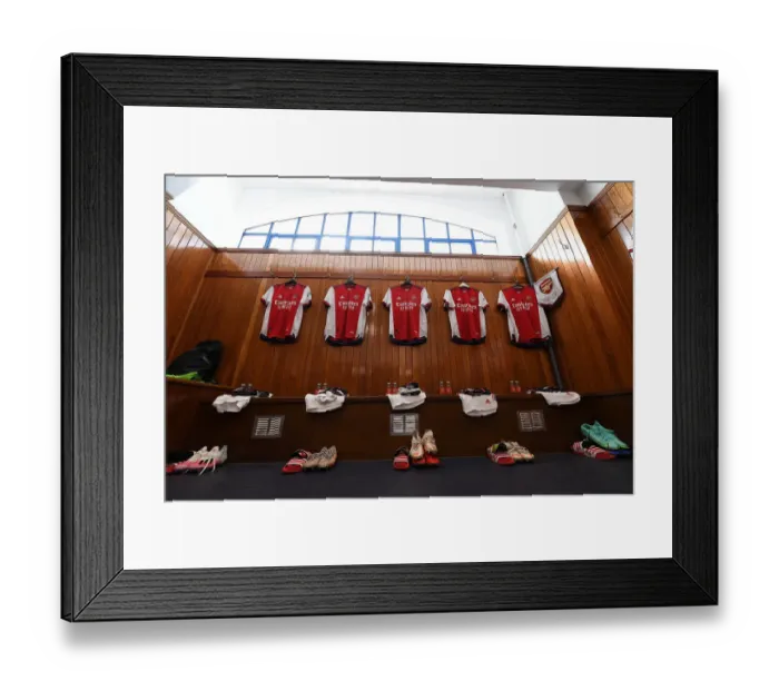 Framed Print : Behind the Scenes: Arsenal's Pre-Season Preparations at Ibrox Framed Print : Behind the Scenes: Arsenal's Pre-Season Preparations at Ibrox