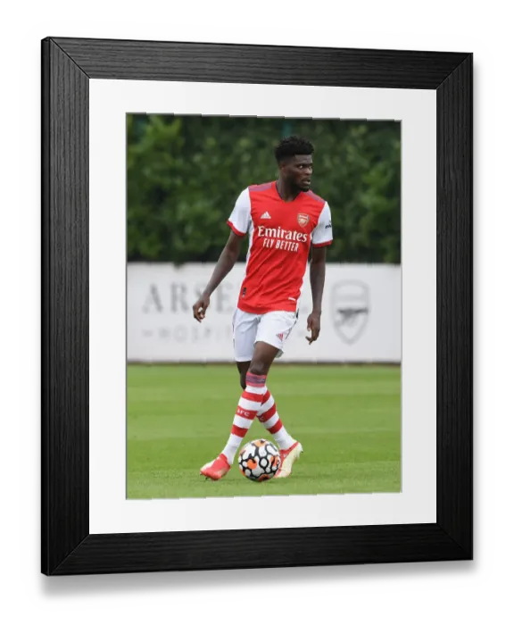 Framed Print : Thomas Partey in Action: Arsenal's Pre-Season Battle against Millwall Framed Print : Thomas Partey in Action: Arsenal's Pre-Season Battle against Millwall