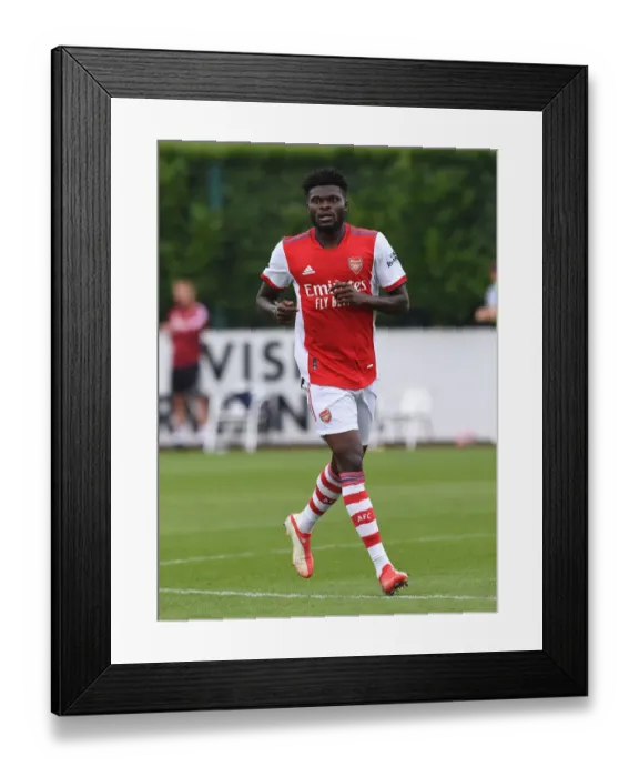 Framed Print : Arsenal's Thomas Partey in Action against Millwall during 2021 Pre-Season Friendly