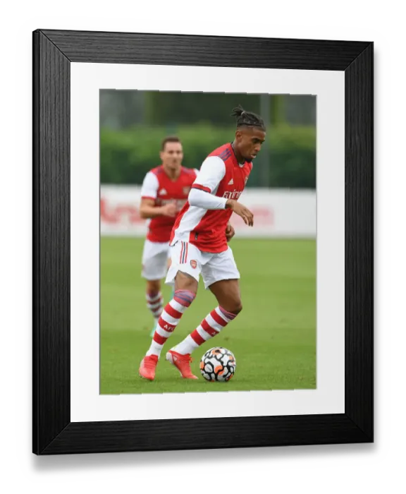 Framed Print : Arsenal's Reiss Nelson in Pre-Season Action Against Millwall