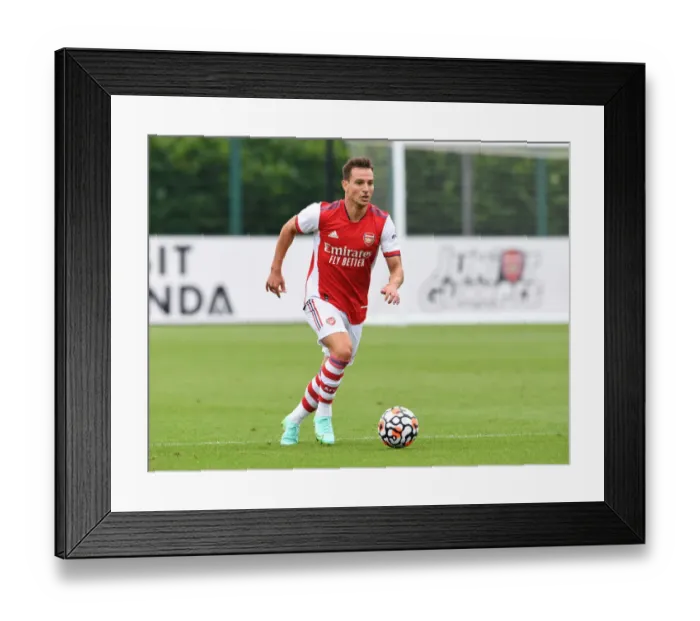 Framed Print : Arsenal's Cedric Soares in Action: Arsenal vs Millwall (2021-22) Pre-Season Friendly Framed Print : Arsenal's Cedric Soares in Action: Arsenal vs Millwall (2021-22) Pre-Season Friendly