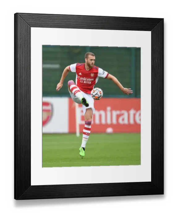 Framed Print : Arsenal's Calum Chambers in Pre-Season Action: Arsenal vs Millwall (2021-22)