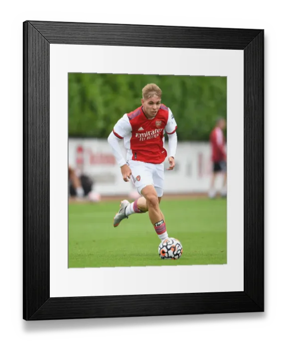 Framed Print : Arsenal's Emile Smith Rowe in Action during Arsenal's Pre-Season Training vs Millwall (2021) Framed Print : Arsenal's Emile Smith Rowe in Action during Arsenal's Pre-Season Training vs Millwall (2021)