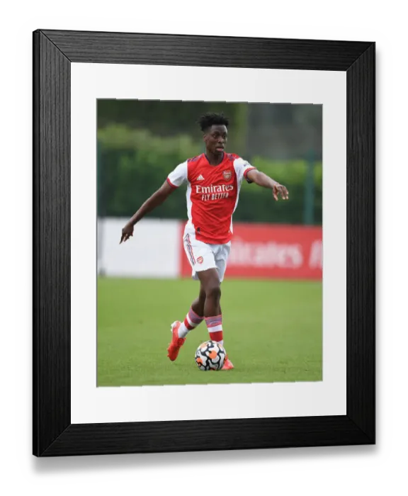 Framed Print : Arsenal's Sambi Shines: Pre-Season Star Performs Against Millwall (2021-22)
