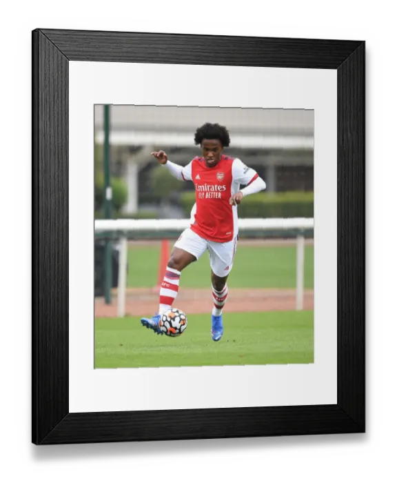 Framed Print : Willian's Pre-Season Brilliance: Arsenal vs Millwall (2021-22)