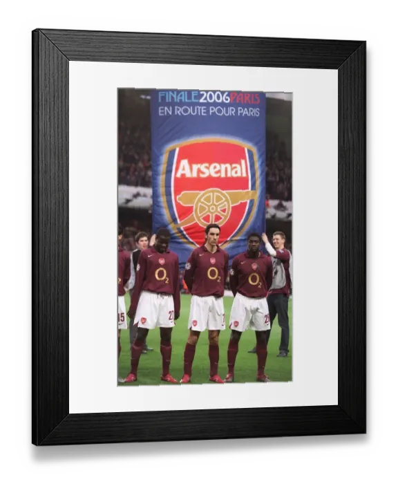 Framed Print : Emmanuel Eboue, Robert Pires and Kolo Toure (Arsenal) line up with an banner behind them Framed Print : Emmanuel Eboue, Robert Pires and Kolo Toure (Arsenal) line up with an banner behind them
