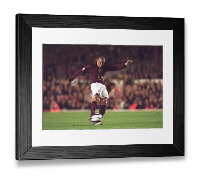 Framed Print : Gilberto's Victory: Arsenal vs Villarreal, Semi-Final 1st Leg, UEFA Champions League, Highbury, London, 19 / 4 / 06 Framed Print : Gilberto's Victory: Arsenal vs Villarreal, Semi-Final 1st Leg, UEFA Champions League, Highbury, London, 19 / 4 / 06