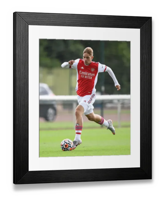 Framed Print : Emile Smith Rowe in Action: Arsenal's Pre-Season Battle against Watford (2021-22) Framed Print : Emile Smith Rowe in Action: Arsenal's Pre-Season Battle against Watford (2021-22)