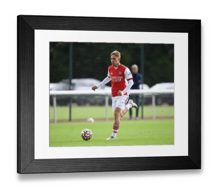 Framed Print : Emile Smith Rowe in Action: Arsenal's Pre-Season Battle against Watford, 2021 Framed Print : Emile Smith Rowe in Action: Arsenal's Pre-Season Battle against Watford, 2021