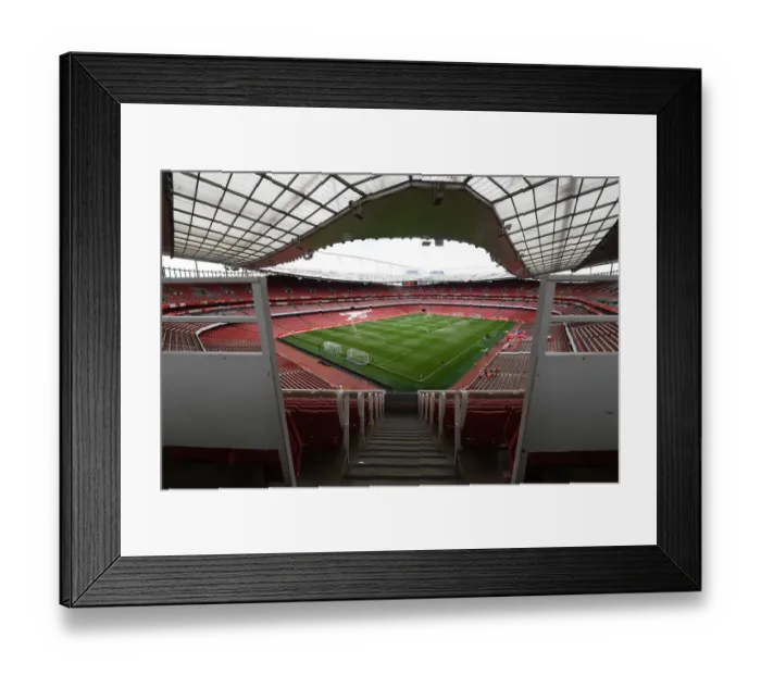 Framed Print : Arsenal vs. Chelsea: A Thrilling Pre-Season Showdown at Emirates Stadium