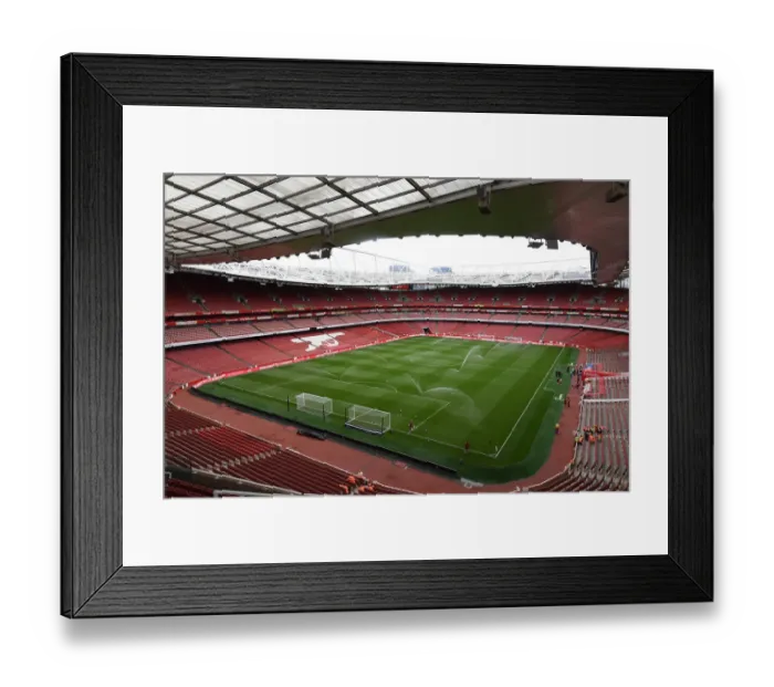 Framed Print : Arsenal vs. Chelsea: A Thrilling Pre-Season Clash at Emirates Stadium
