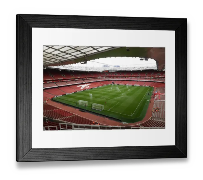 Framed Print : The Battle of Minds: Arsenal vs. Chelsea at Emirates Stadium - Pre-Season Friendly 2021-22 Framed Print : The Battle of Minds: Arsenal vs. Chelsea at Emirates Stadium - Pre-Season Friendly 2021-22