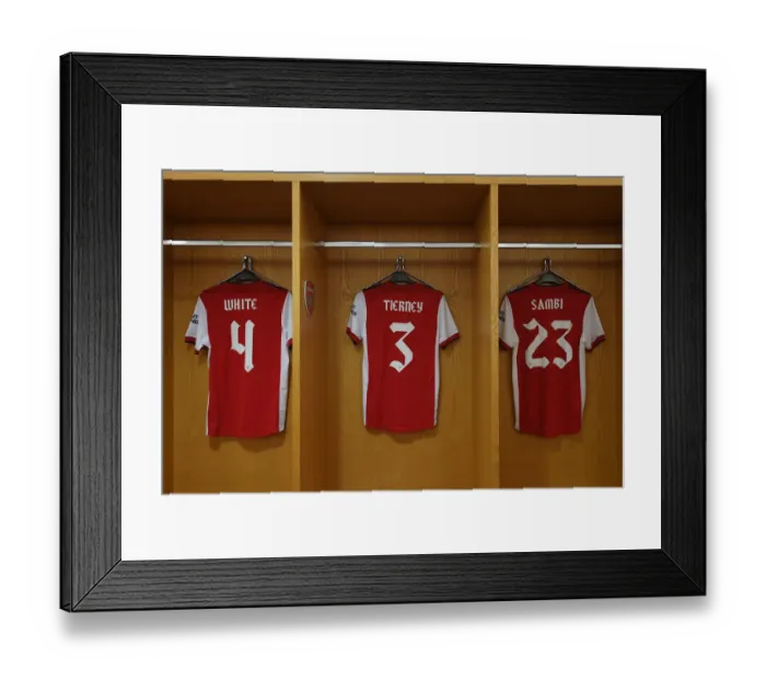 Framed Print : Arsenal FC: Pre-Season Gear Up - Arsenal vs Chelsea Framed Print : Arsenal FC: Pre-Season Gear Up - Arsenal vs Chelsea