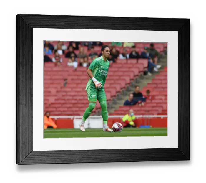 Framed Print : Manuela Zinsberger: In Action for Arsenal Women Against Chelsea Women - Mind Series 2021-22 Framed Print : Manuela Zinsberger: In Action for Arsenal Women Against Chelsea Women - Mind Series 2021-22