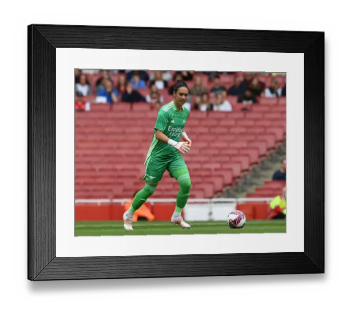 Framed Print : Manuela Zinsberger in Action: Arsenal Women vs. Chelsea Women - Mind Series 2021-22: Emirates Stadium Showdown