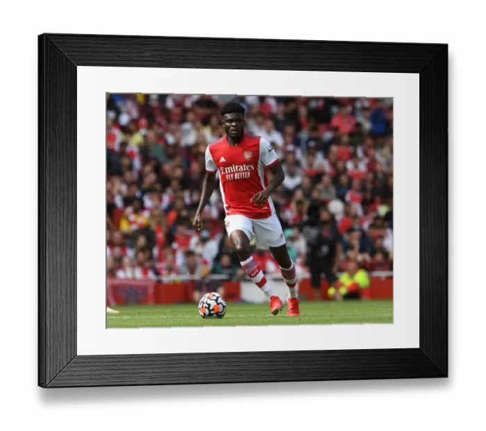 Framed Print : Arsenal vs. Chelsea: Thomas Partey's Determined Debut at Emirates Stadium