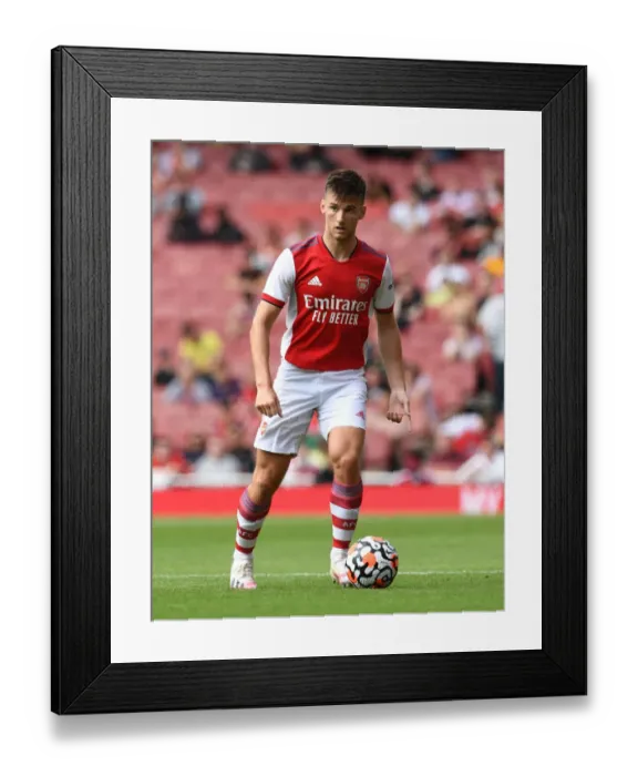 Framed Print : Arsenal vs Chelsea: Tierney's Determination at the Emirates