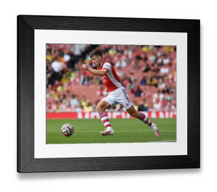 Framed Print : Arsenal's Unyielding Tierney: A Star Performance Against Chelsea at Emirates Stadium