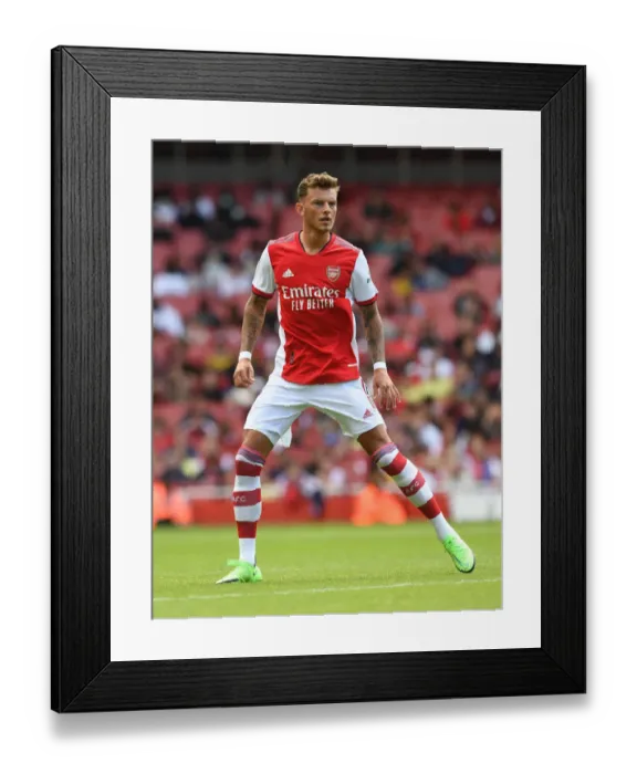 Framed Print : Arsenal vs. Chelsea: A Thrilling Pre-Season Clash at Emirates Stadium