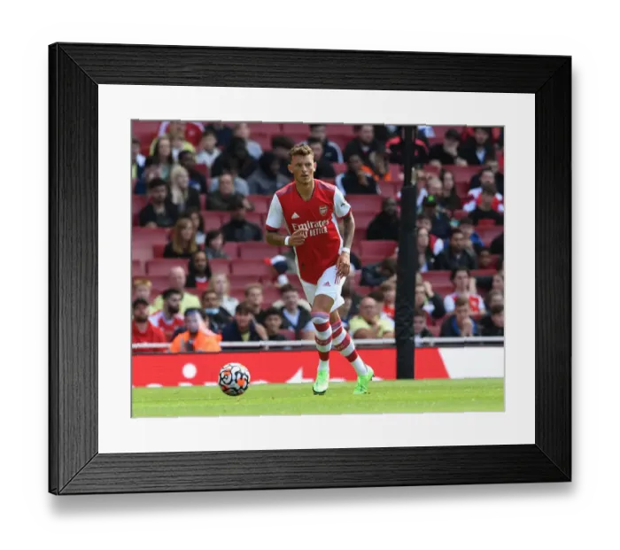 Framed Print : Arsenal vs. Chelsea: A Thrilling Pre-Season Clash at Emirates Stadium