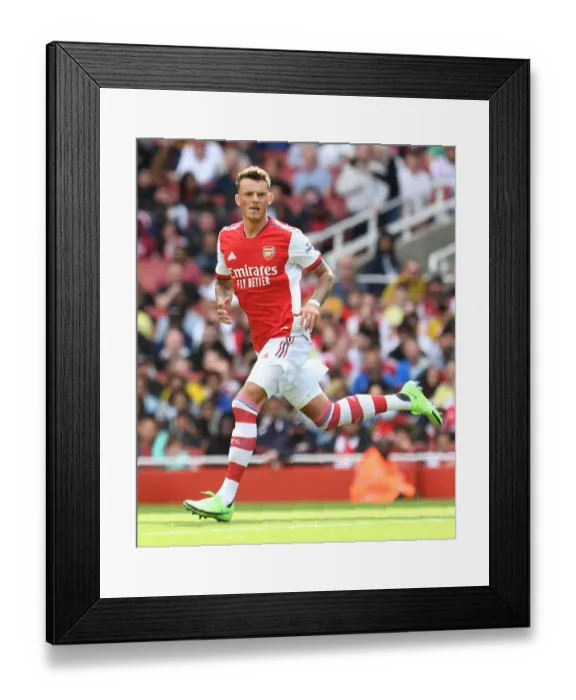 Framed Print : Arsenal vs. Chelsea: A Thrilling Pre-Season Clash at Emirates Stadium