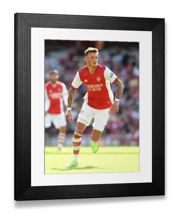 Framed Print : Arsenal vs. Chelsea: A Thrilling Pre-Season Clash at Emirates Stadium