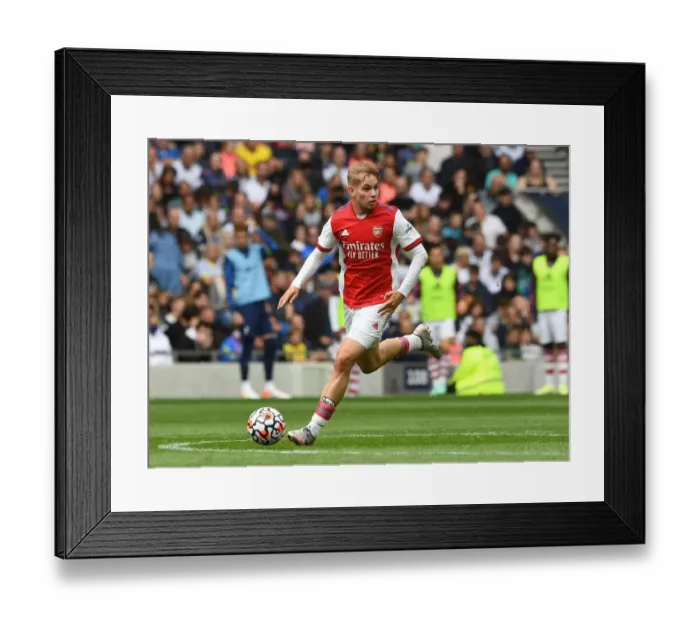 Framed Print : Emile Smith Rowe in Action: Arsenal vs. Tottenham Hotspur at The Mind Series, 2021-22 Framed Print : Emile Smith Rowe in Action: Arsenal vs. Tottenham Hotspur at The Mind Series, 2021-22