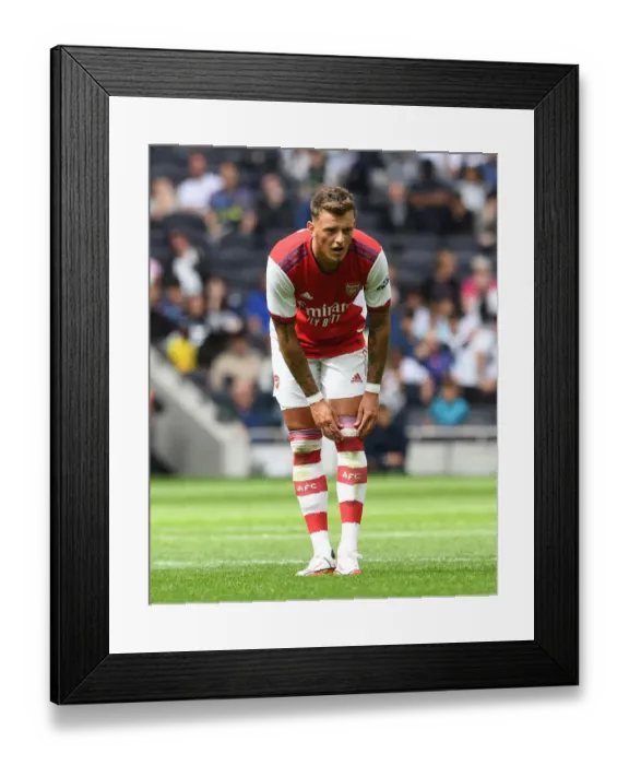 Framed Print : Battle of Mental Fortitude: Tottenham vs Arsenal - 2021-22 Premier League Clash Framed Print : Battle of Mental Fortitude: Tottenham vs Arsenal - 2021-22 Premier League Clash