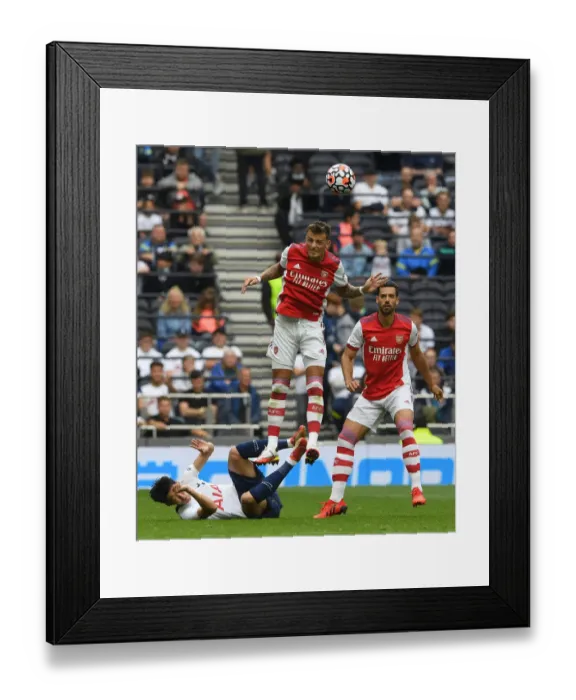 Framed Print : Arsenal Defend Against Tottenham: The MIND Series Clash, 2021-22
