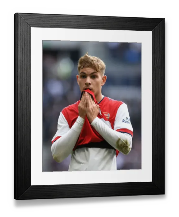 Framed Print : London Derby Showdown: Emile Smith Rowe in Action for Arsenal vs. Tottenham Hotspur Framed Print : London Derby Showdown: Emile Smith Rowe in Action for Arsenal vs. Tottenham Hotspur