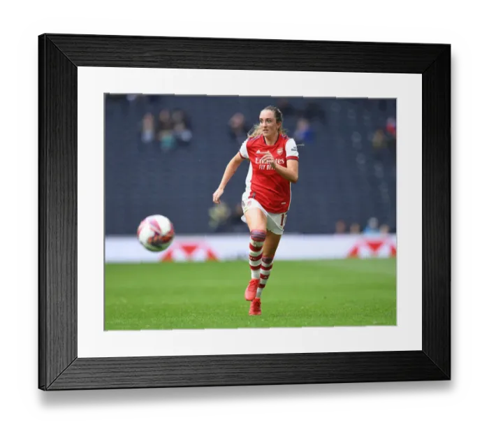 Framed Print : Arsenal's Lisa Evans Faces Off Against Tottenham Hotspur Women in Intense MIND Series Clash Framed Print : Arsenal's Lisa Evans Faces Off Against Tottenham Hotspur Women in Intense MIND Series Clash