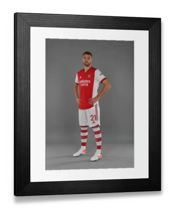 Framed Print : Arsenal Football Club: Calum Chambers at 2021-22 First Team Kick-Off Training Session