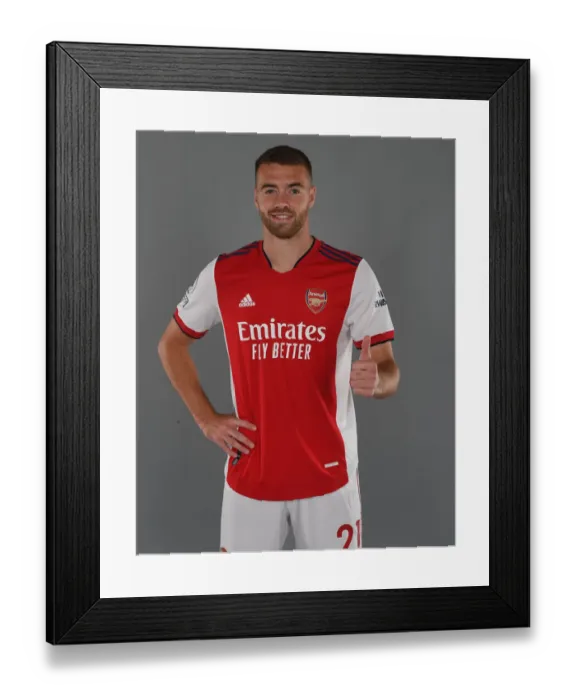 Framed Print : Arsenal First Team 2021-22: Calum Chambers in Training Framed Print : Arsenal First Team 2021-22: Calum Chambers in Training