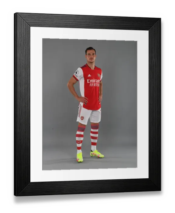 Framed Print : Arsenal's Cedric: Focused and Prepared for the 2021-22 Season Kick-Off Framed Print : Arsenal's Cedric: Focused and Prepared for the 2021-22 Season Kick-Off