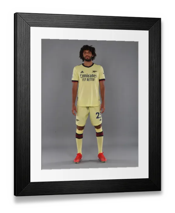 Framed Print : Arsenal's Mo Elneny Kick-Starts 2021-22 Season at London Colney Training Ground
