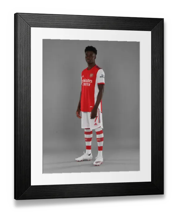 Framed Print : Bukayo Saka Kicks Off Arsenal's 2021-22 Season: Arsenal FC Training Session Framed Print : Bukayo Saka Kicks Off Arsenal's 2021-22 Season: Arsenal FC Training Session