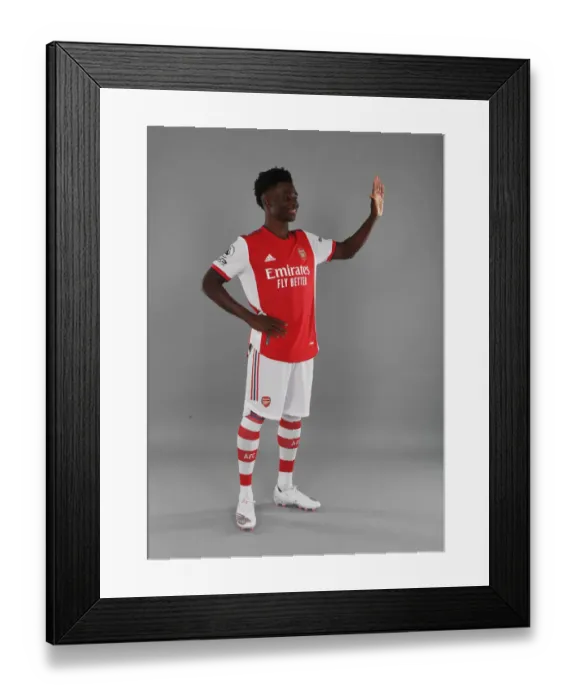 Framed Print : Arsenal's Bukayo Saka at 2021-22 Arsenal First Team Photoshoot