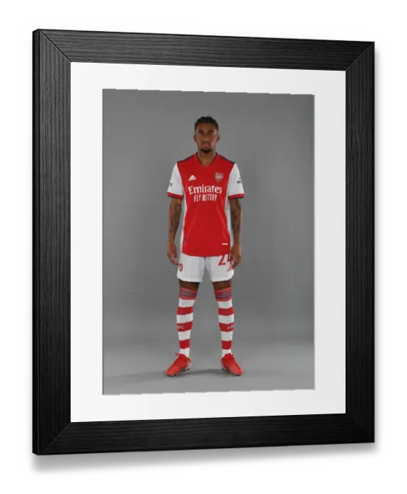 Framed Print : Arsenal's Reiss Nelson Kicks Off New Season at London Colney Training Ground Framed Print : Arsenal's Reiss Nelson Kicks Off New Season at London Colney Training Ground