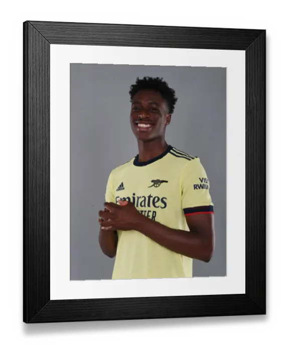 Framed Print : Arsenal FC: 2021-22 First Team Training - Sambi in Action