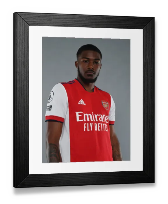 Framed Print : Arsenal First Team 2021-22: Ainsley Maitland-Niles at London Colney Training