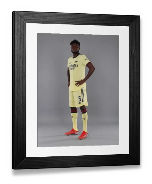 Framed Print : Arsenal's Thomas Partey at 2021-22 First Team Photocall Framed Print : Arsenal's Thomas Partey at 2021-22 First Team Photocall