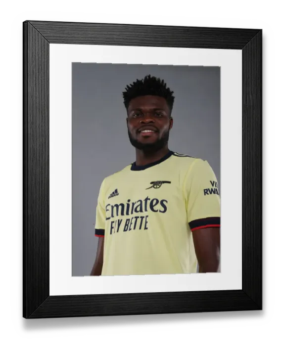 Framed Print : Arsenal's Thomas Partey at 2021-22 First Team Photocall Framed Print : Arsenal's Thomas Partey at 2021-22 First Team Photocall