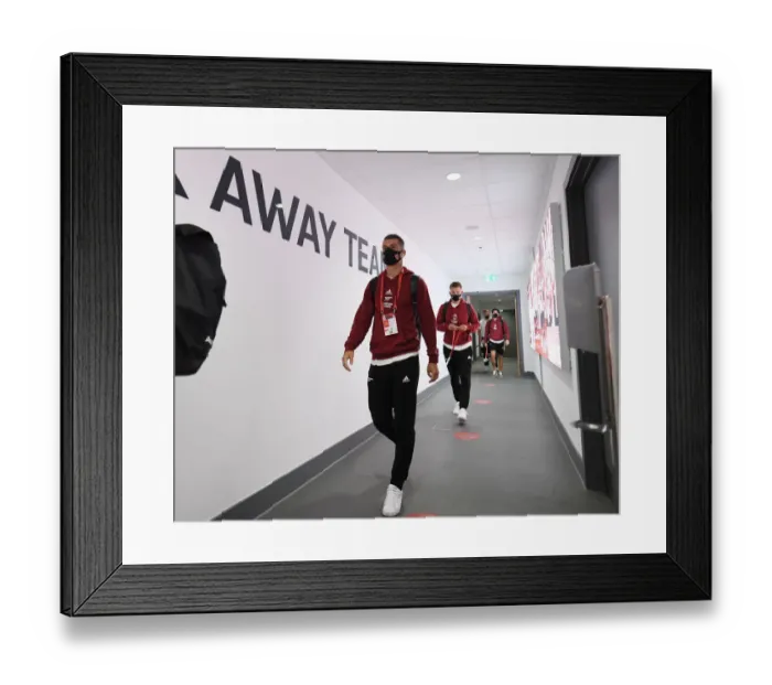 Framed Print : Granit Xhaka Gears Up: Brentford vs. Arsenal, 2021-22 Premier League Framed Print : Granit Xhaka Gears Up: Brentford vs. Arsenal, 2021-22 Premier League