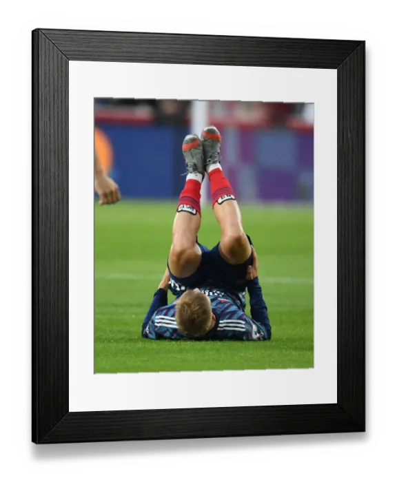 Framed Print : Emile Smith Rowe Shines: Brentford vs. Arsenal, 2021-22 Premier League Framed Print : Emile Smith Rowe Shines: Brentford vs. Arsenal, 2021-22 Premier League