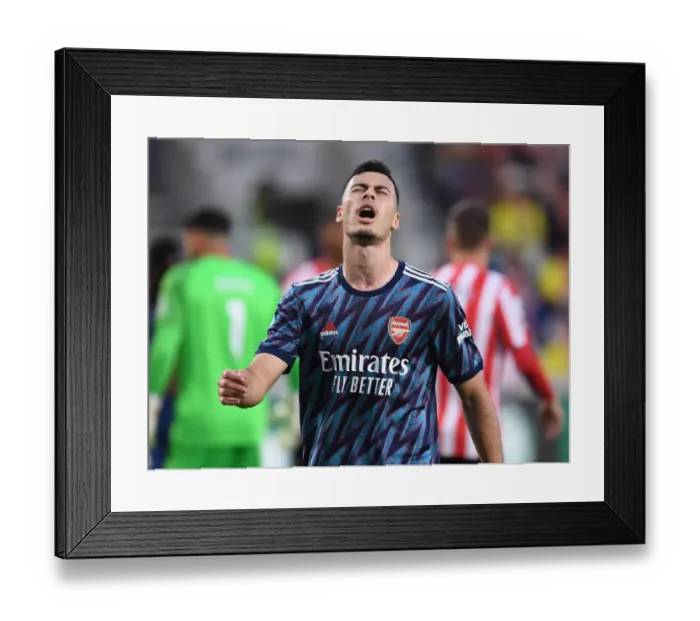 Framed Print : Martinelli in Action: Brentford vs Arsenal, 2021-22 Premier League Framed Print : Martinelli in Action: Brentford vs Arsenal, 2021-22 Premier League